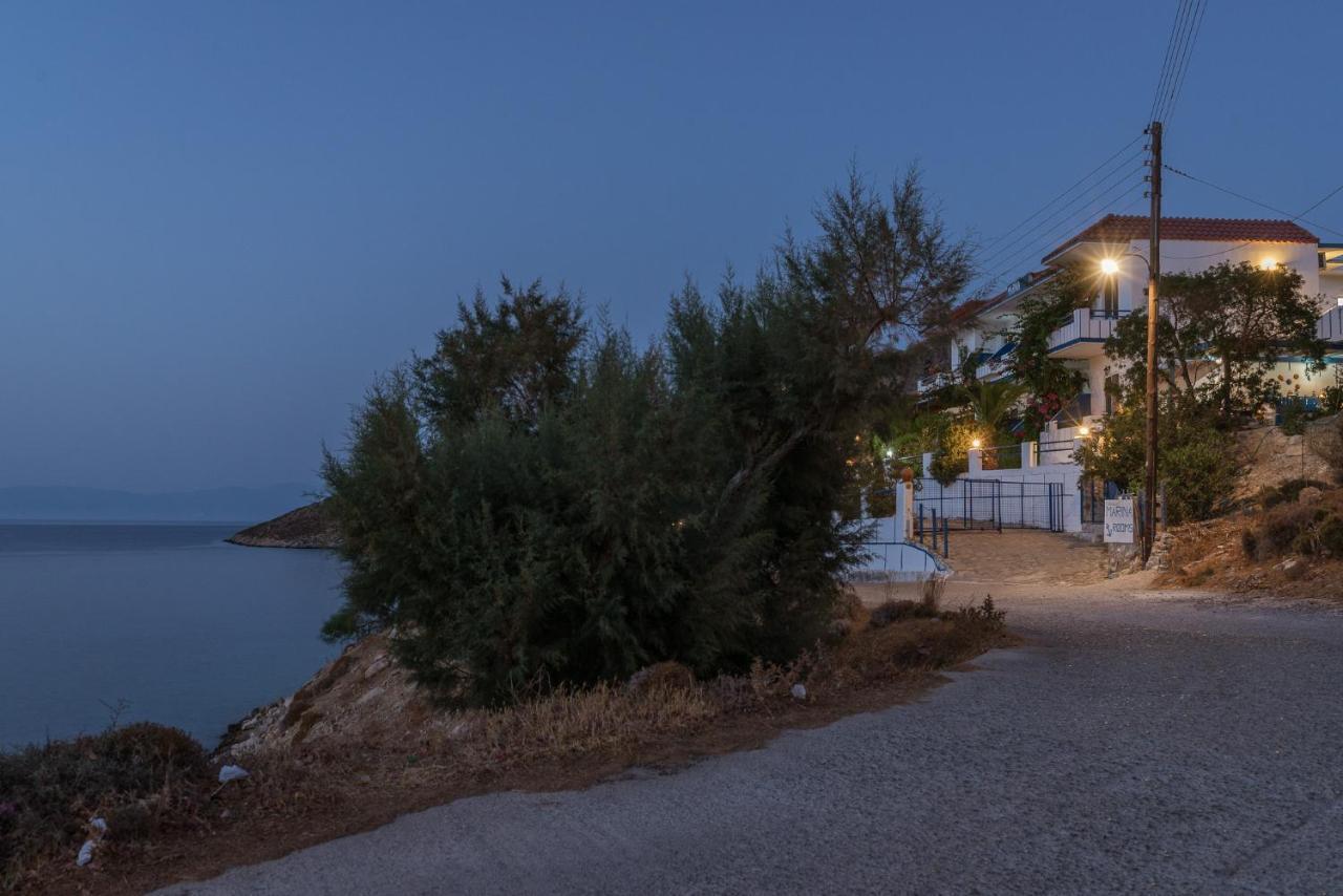 Antoniadi Rooms Livadia (Tilos) Exterior foto